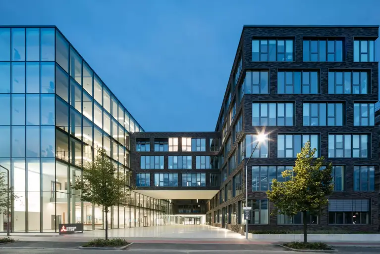 Gebäude Mitsubishi Electric Abbildung Gebäude Mitsubishi Electric